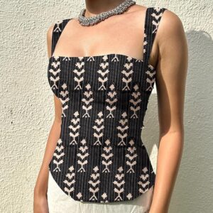 Aahwan Green Printed Square Neck Sleeveless Backless Short Indo-Western