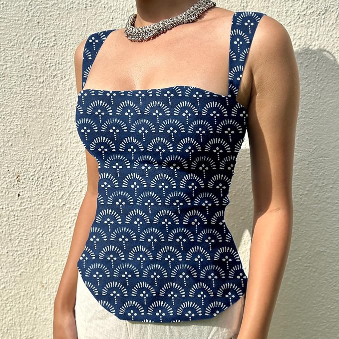 Aahwan Green Printed Square Neck Sleeveless Backless Short Indo-Western