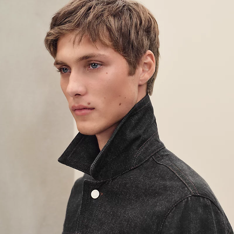 Straight cut jacket with leather detail