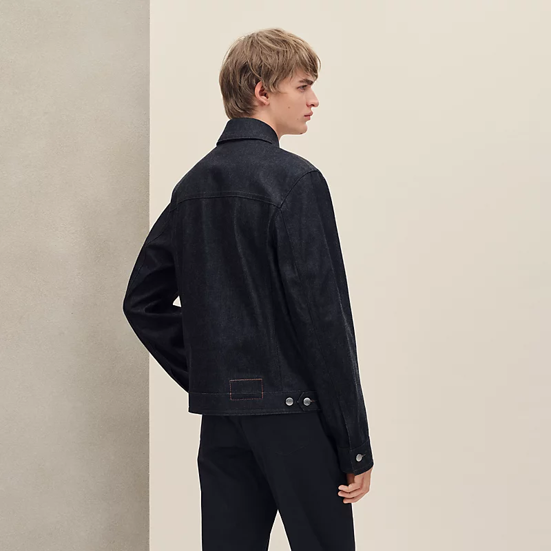 Straight cut jacket with leather detail