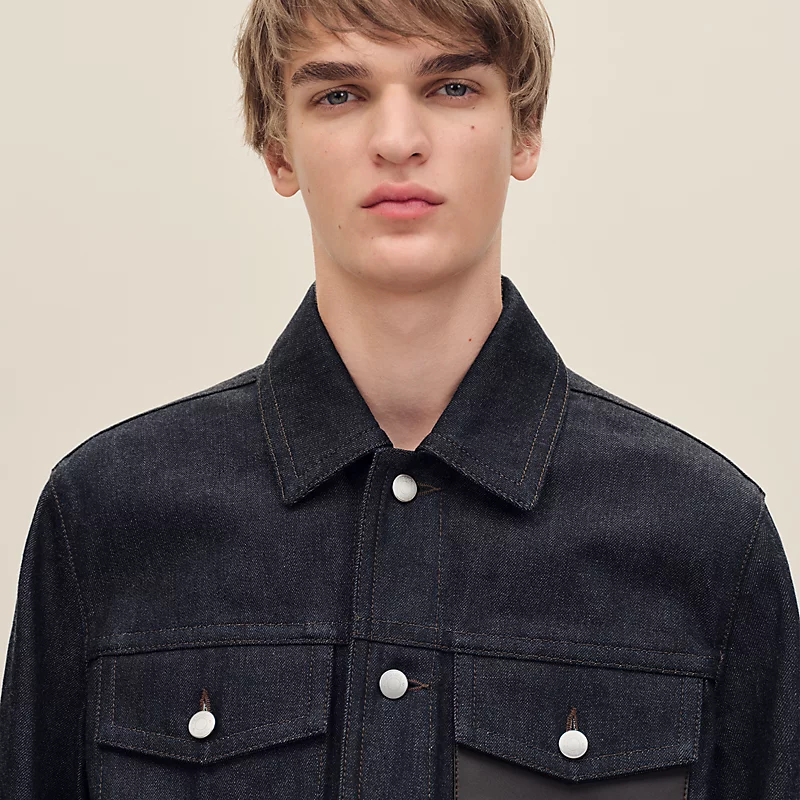 Straight cut jacket with leather detail