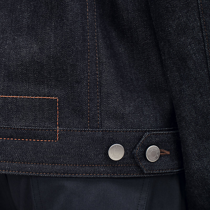 Straight cut jacket with leather detail