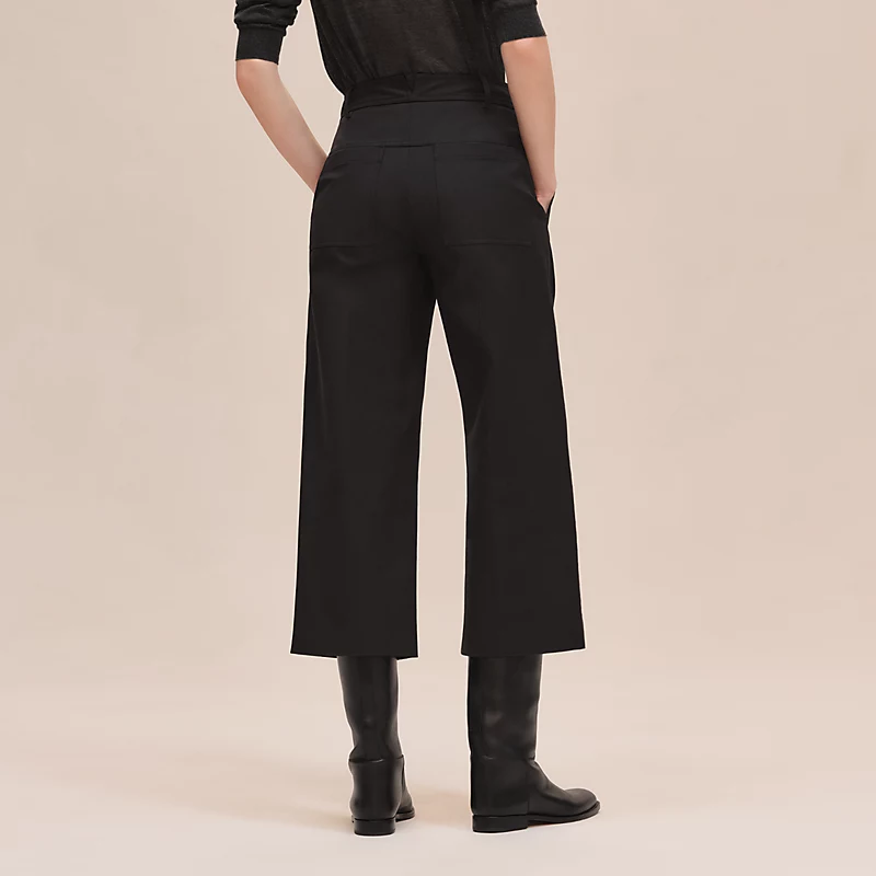 Cropped pants